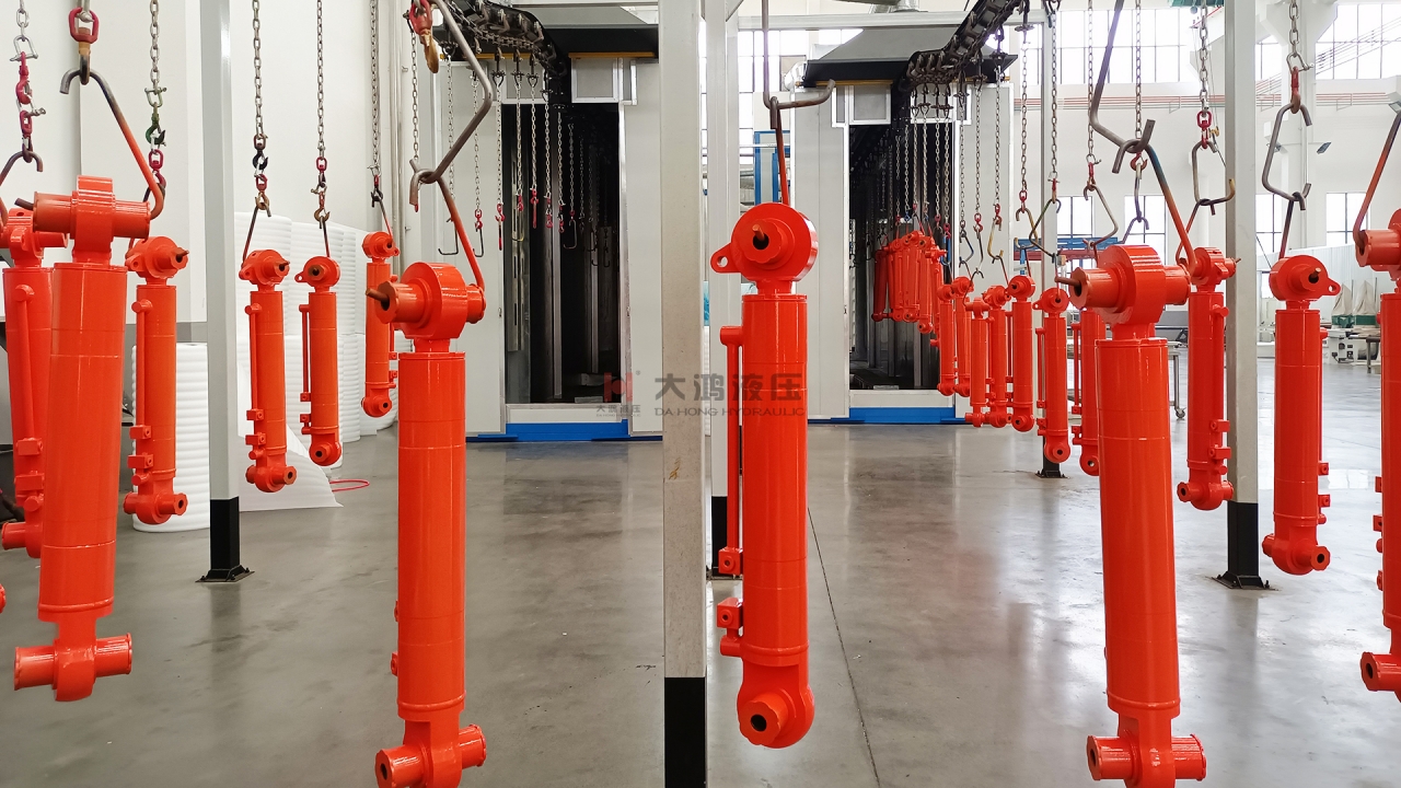 大鴻液壓噴漆車間